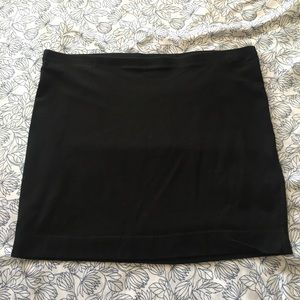 ✨NWOT - H&M Basic Skirt✨